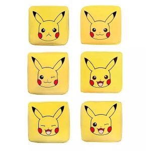 Pokemon párna 25 cm-es kocka – Pikachu